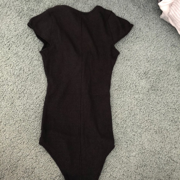 Urban Outfitters Short sleeve ribbed bodysuit - Picture 3 of 4